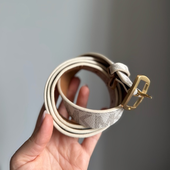 MICHAEL Michael Kors Cream and Gold Belt - Picture 2 of 7